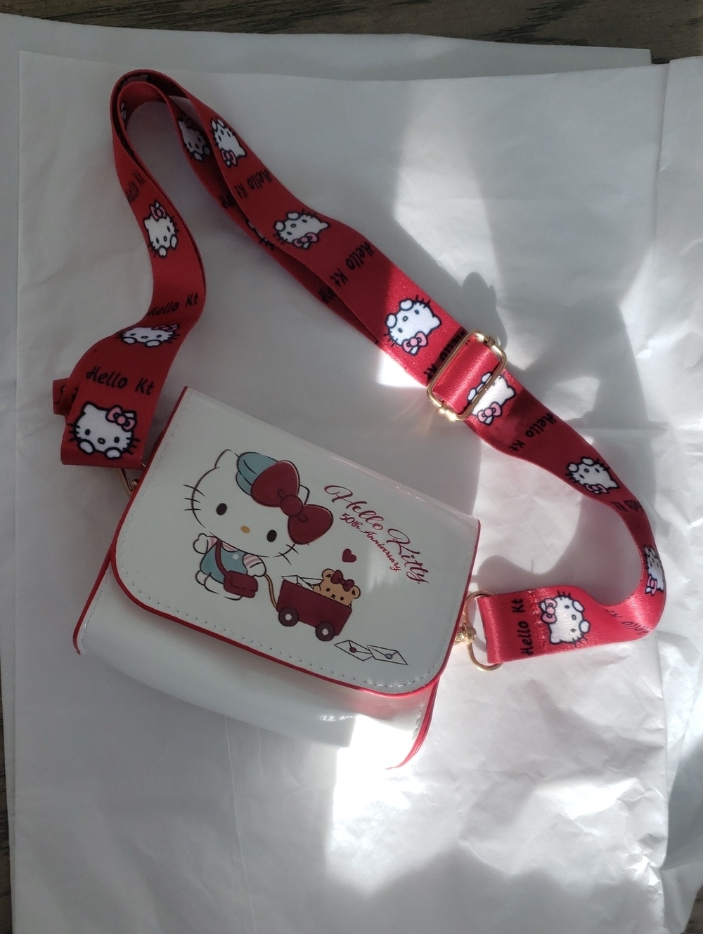 🎀 50th Anniversary Hello Kitty Red & White Mini Crossbody Bag 🎀 - Picture 8 of 8